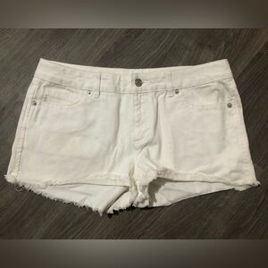 ➕ Micheal Kors | White Wash Denim Shorts